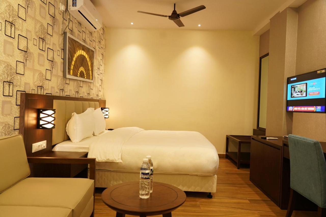 Hotel D Dev Vijayawāda Extérieur photo